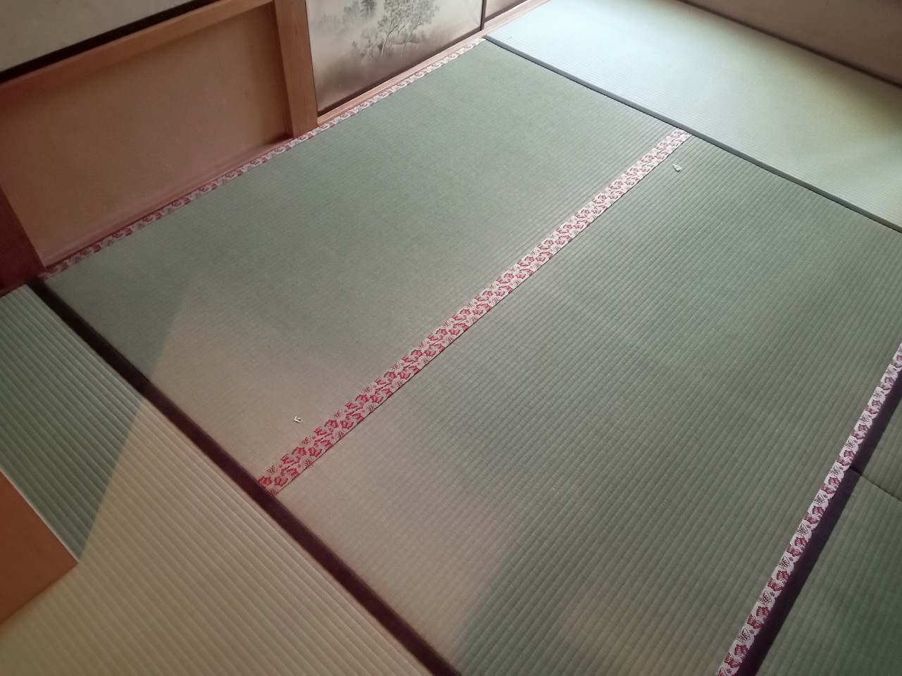 上本さんの「銀虎仕様：ひのさくら」× 畳縁は大宮縁 ２種の畳縁の